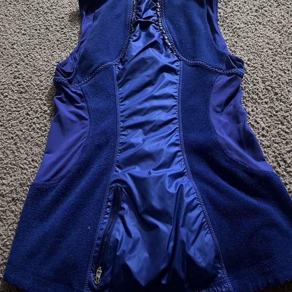 Lululemon vests - Picture 2 of 4